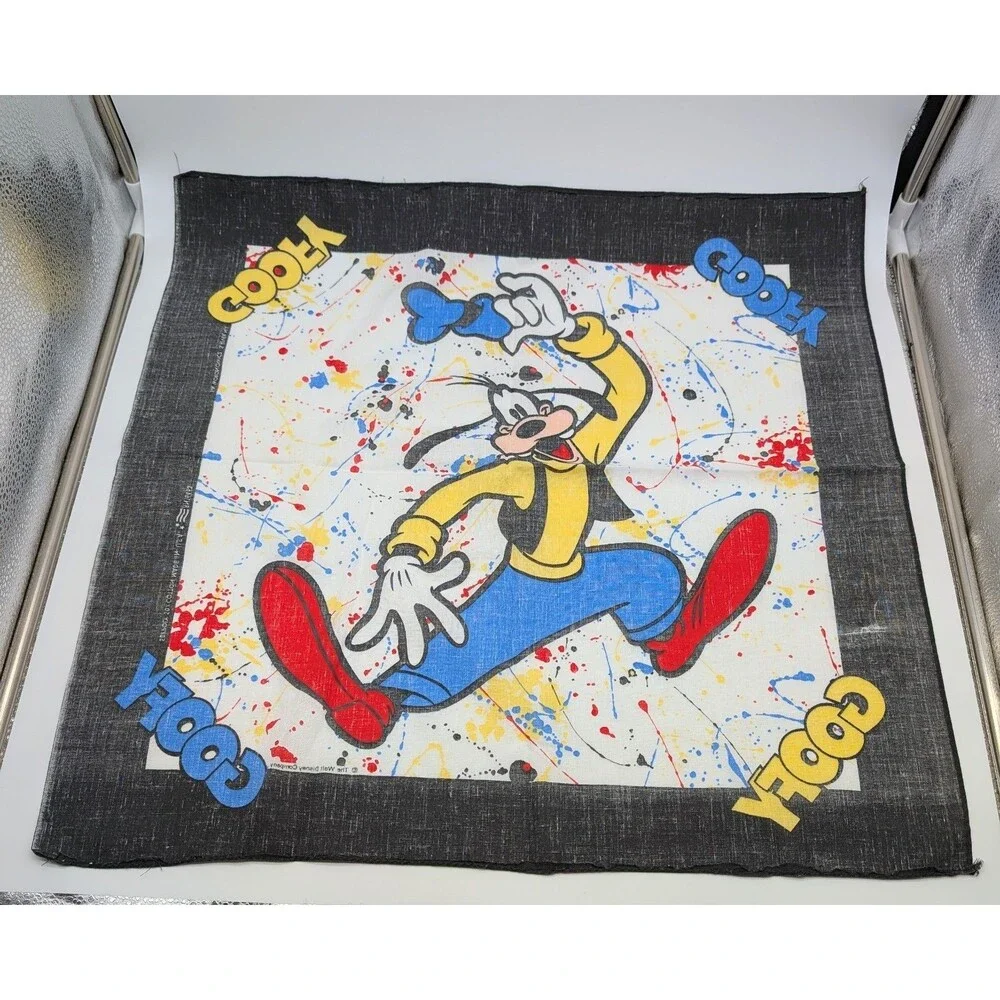 4 Disney J.A. Woronowicz Mickey Minnie Goofy Donald Pluto Bandanas Handkerchief